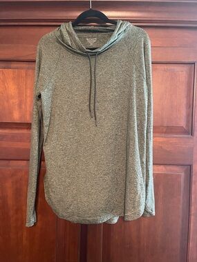 Athleta Heathered Green Pullover Hoodie
